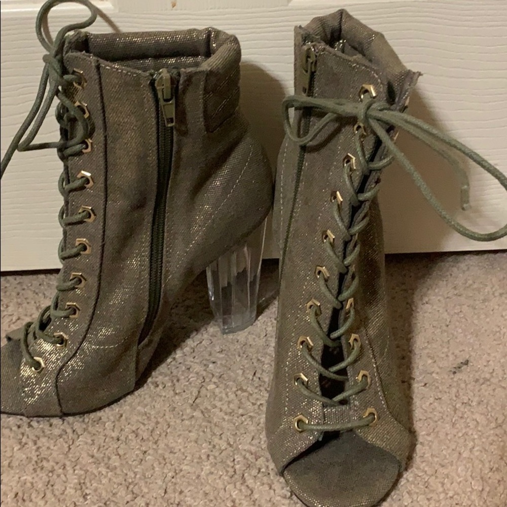 Up toe booties - Picture 2 of 2